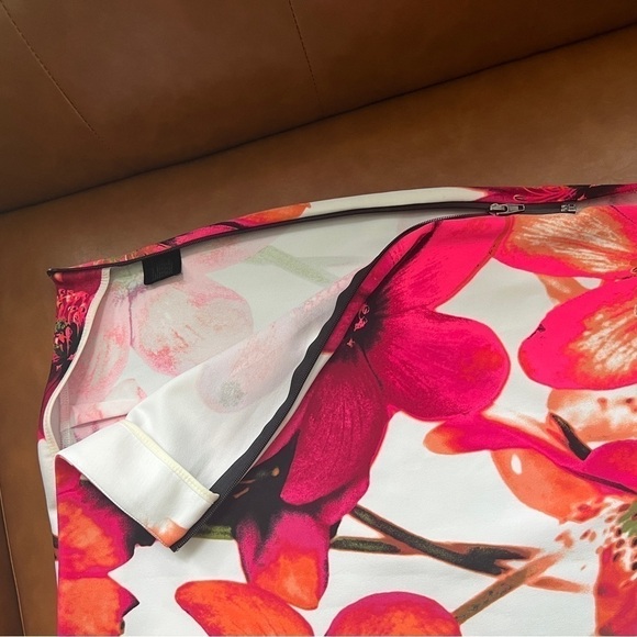 Worthington Women’s Midi Straight Pencil Vibrant Multicolored Floral Skirt 10P - Picture 9 of 10